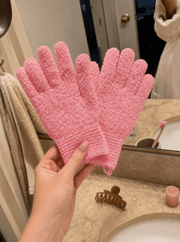 Lavabolife glove lifestyle photo